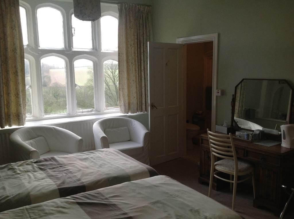 Greenham Hall Wellington  Room photo